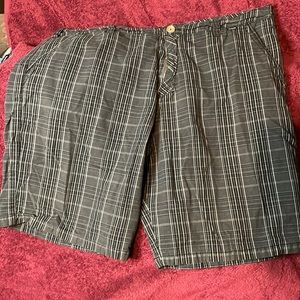 🥳HOST PICK🥳Hurley gray plaid shorts bundle